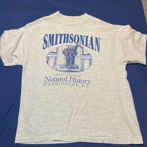 Smithsonian Vintage gray Blue Large t-shirt Beefy